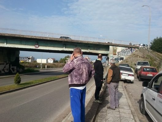 Θεσσαλονίκη: Νεαρή γυναίκα έπεσε από γέφυρα περιφερειακής οδού