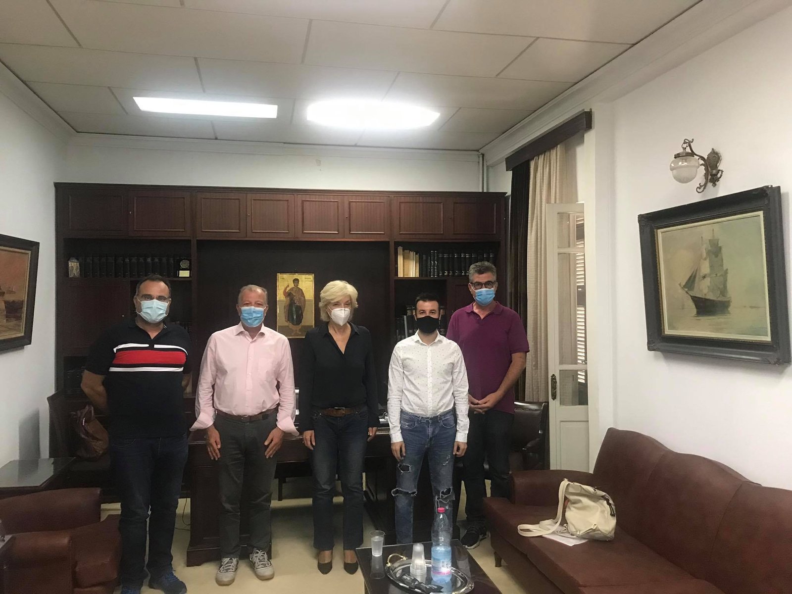 Μόνο φωτογραφίες ο κ. Κατσιγιάννης