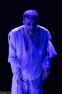 Η παράσταση – θρύλος για τη ζωή του Γιαννούλη Χαλεπά στην Πάτρα ΦΩΤΟ