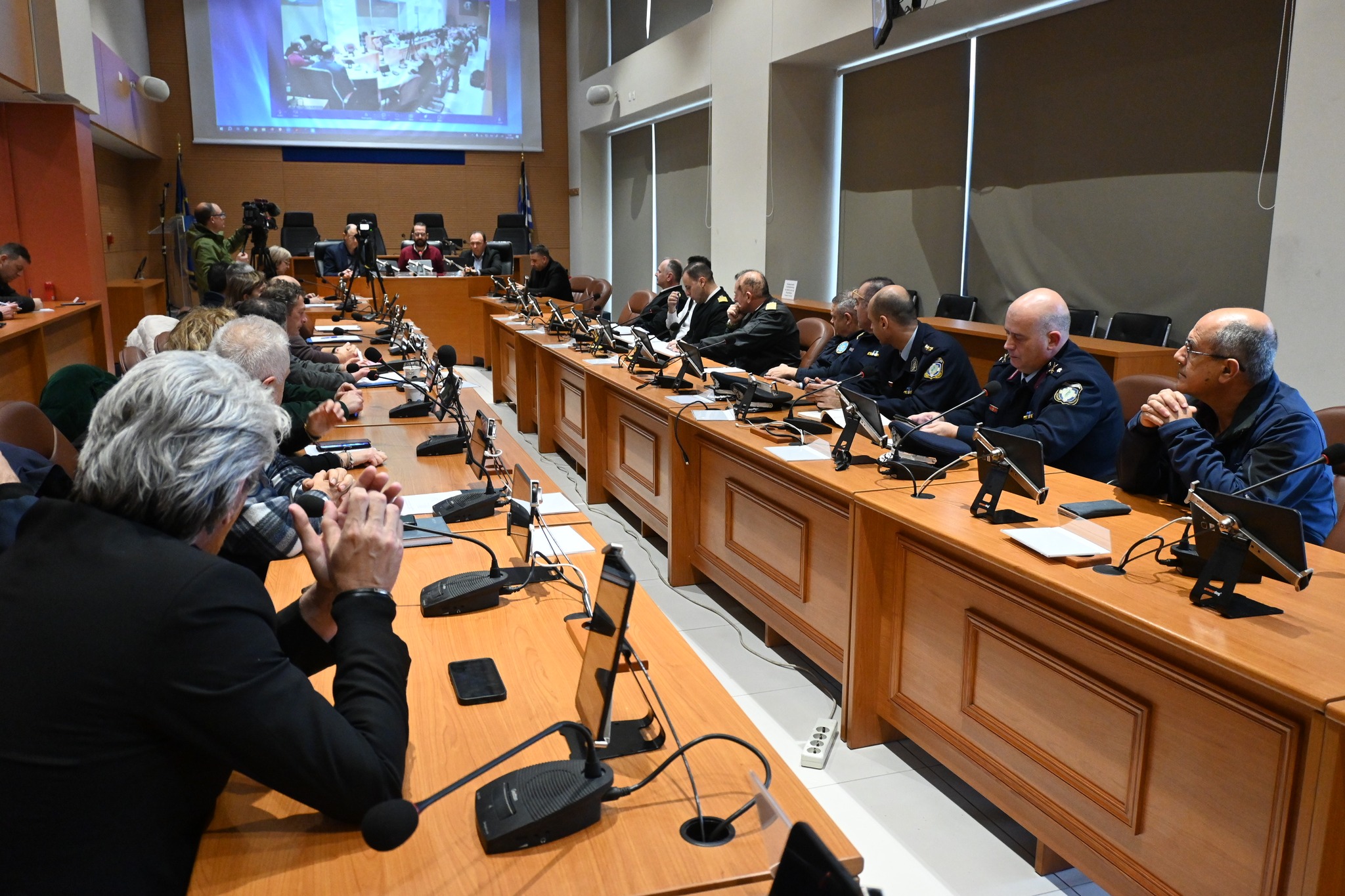 Πάτρα: Σύσκεψη για την ευλογιά, «να εξαλειφθεί ο εφιάλτης» ΦΩΤΟ 29 Πάτρα: Σύσκεψη για την ευλογιά, «να εξαλειφθεί ο εφιάλτης» ΦΩΤΟ