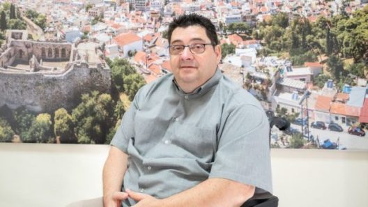«Εγκατάσταση έξυπνων στάσεων λεωφορείων»
