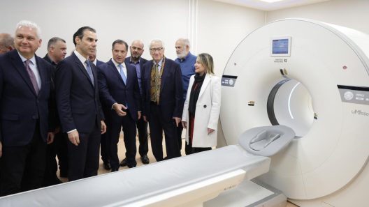 Πάτρα: Εγκαίνια του «Γραμμικού Επιταχυντή» από τον Υπουργό Υγείας Άδωνι Γεωργιάδη