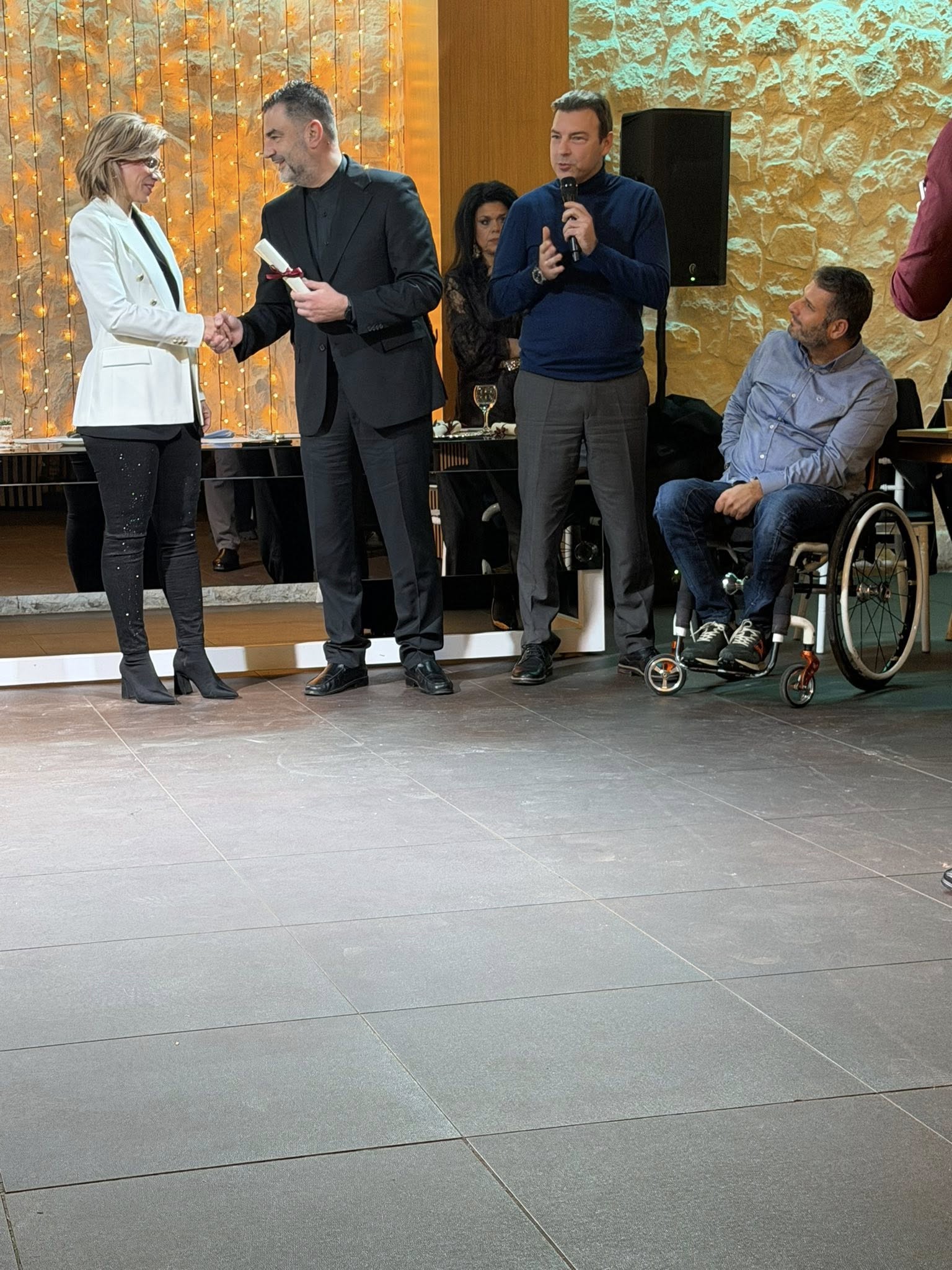 Πάτρα: Το Καραμανδάνειο τίμησε τον Σπύρο Σκιαδαρέση ΦΩΤΟ