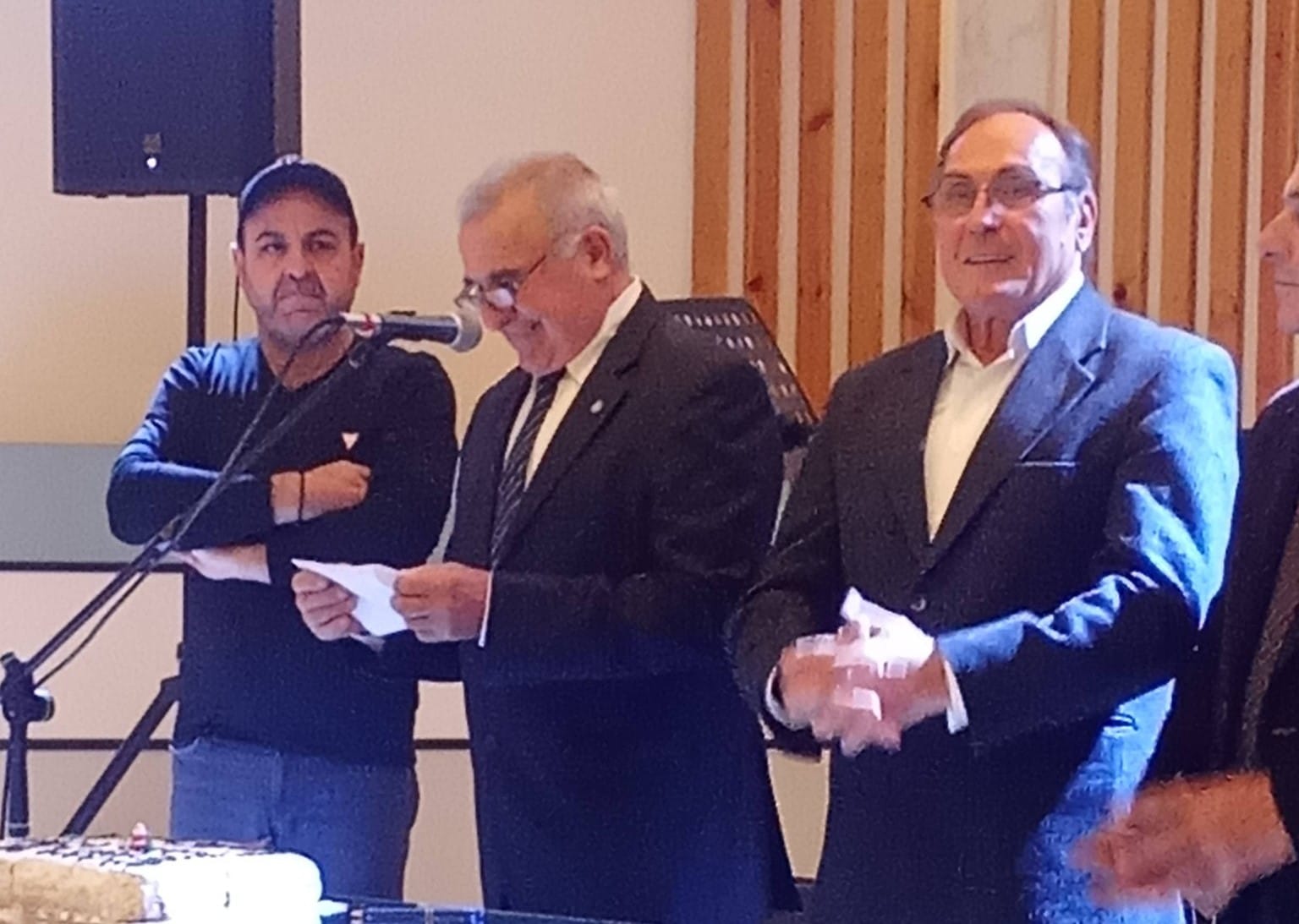 Αίγιο: Ευχές και χορός των συνταξιούχων των Σωμάτων Ασφαλείας ΦΩΤΟ 4 Αίγιο: Ευχές και χορός των συνταξιούχων των Σωμάτων Ασφαλείας ΦΩΤΟ
