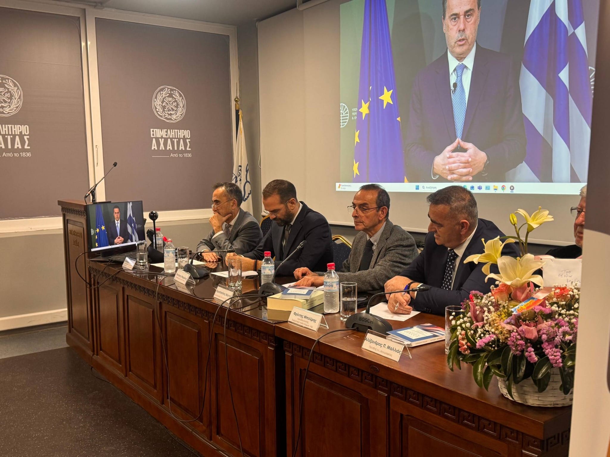 Πάτρα: Παρουσίαση του βιβλίου Μαλλιά «Ελλάδα - Αλβανία: Αλήθειες και Σκιές» ΦΩΤΟ 31 Πάτρα: Παρουσίαση του βιβλίου Μαλλιά «Ελλάδα - Αλβανία: Αλήθειες και Σκιές» ΦΩΤΟ