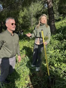 Η Χριστίνα Αλεξοπούλου έκανε «μαθήματα» δενδροφύτευσης ΦΩΤΟ 29 Η Χριστίνα Αλεξοπούλου έκανε «μαθήματα» δενδροφύτευσης ΦΩΤΟ