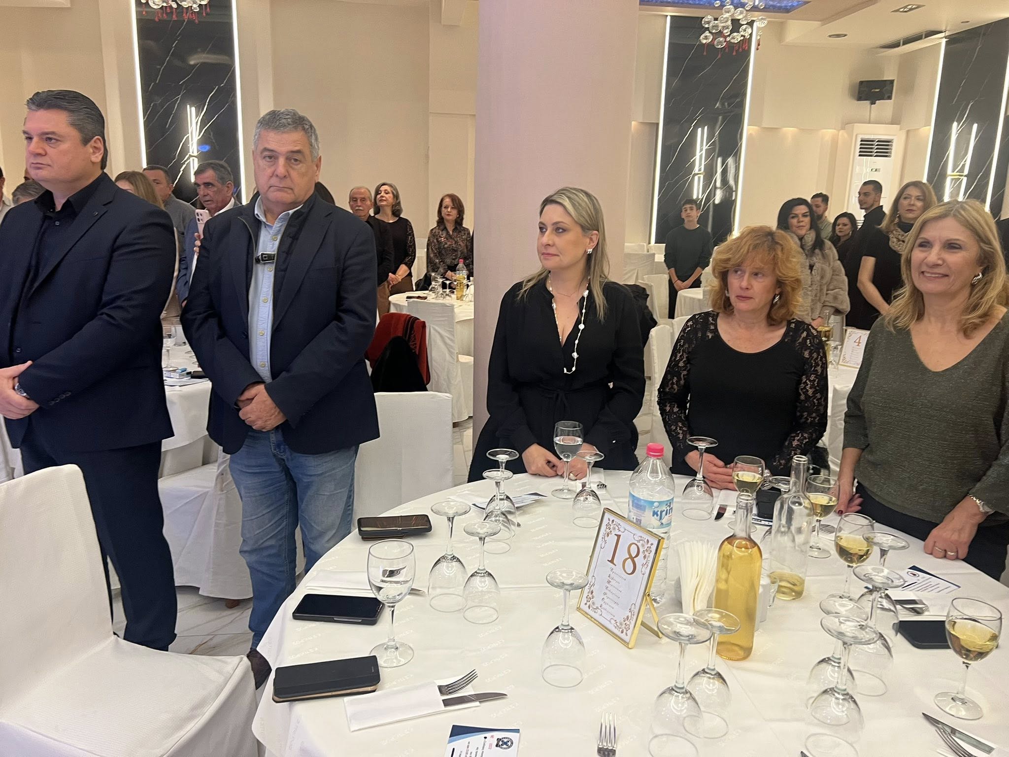 Αίγιο: Ευχές και χορός των συνταξιούχων των Σωμάτων Ασφαλείας ΦΩΤΟ 45 Αίγιο: Ευχές και χορός των συνταξιούχων των Σωμάτων Ασφαλείας ΦΩΤΟ