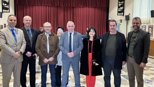 « Καλή χρονιά» με βασιλόπιτα από τον Προοδευτικό Καμαρών ΦΩΤΟ