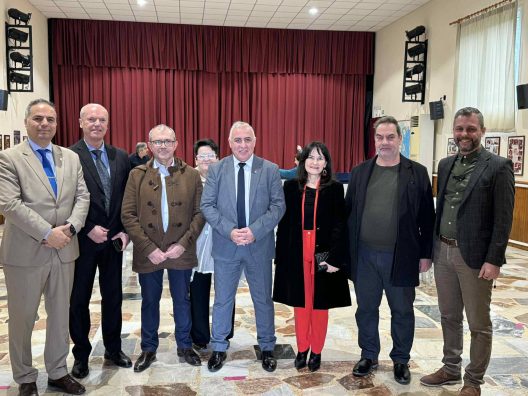 « Καλή χρονιά» με βασιλόπιτα από τον Προοδευτικό Καμαρών ΦΩΤΟ