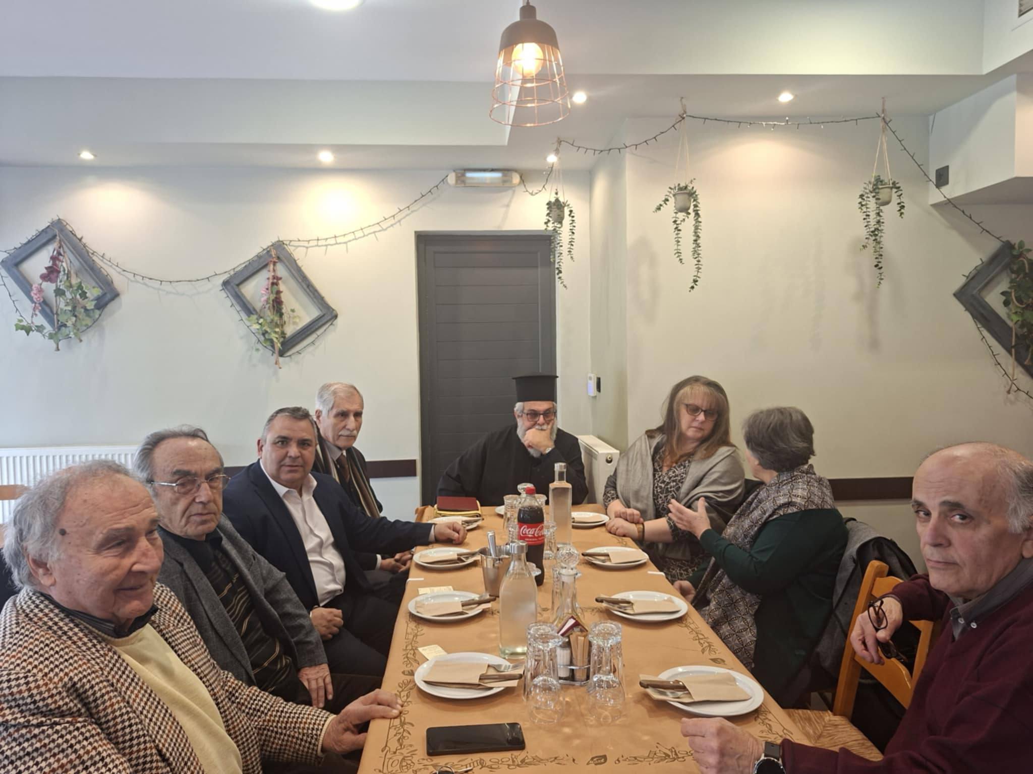 Η Κουλούρα Αιγίου έκοψε πρωτοχρονιάτικη πίτα ΦΩΤΟ