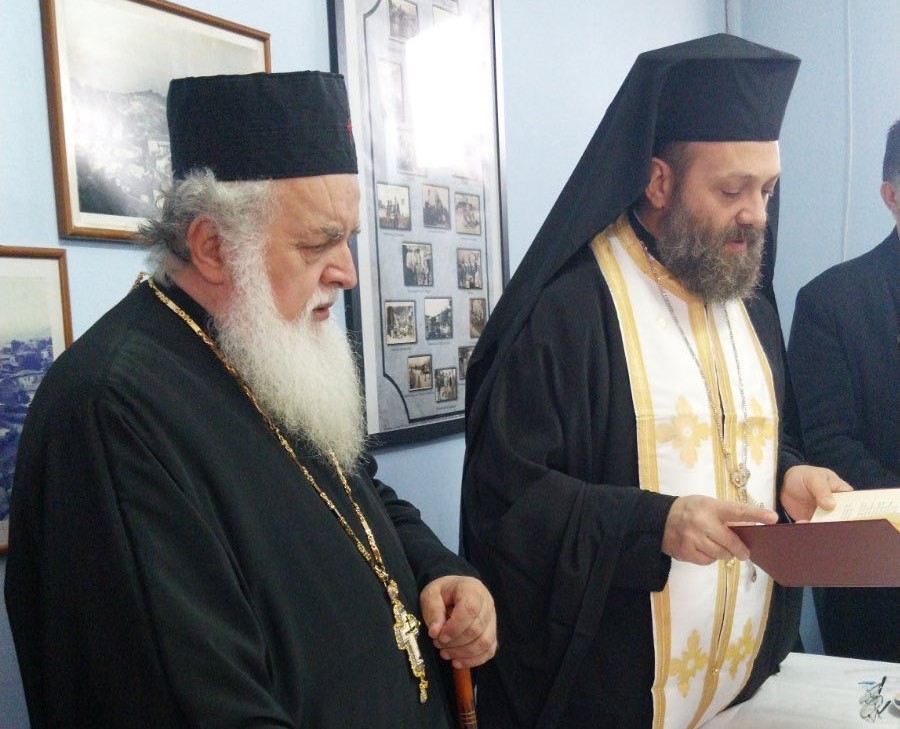 Φώτιση και πρόοδο στους μαθητές από την Ποροβίτσα Ακράτας και τους Τρεις Ιεράρχες ΦΩΤΟ