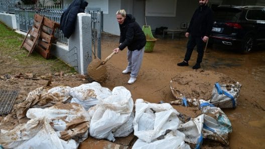 Νότια Προάστια: Φόβοι για νέο κύμα κακοκαιρίας από το βράδυ