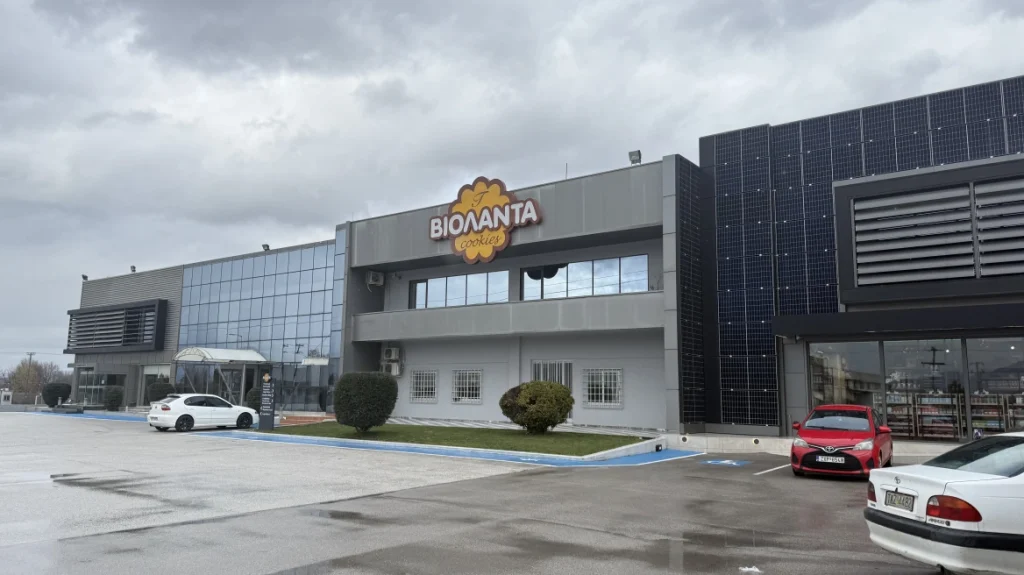 ΒΙΟΛΑΝΤΑ: Ο συνοικιακός Φούρνος με μπισκότα που έφθασαν στην άκρη του κόσμου