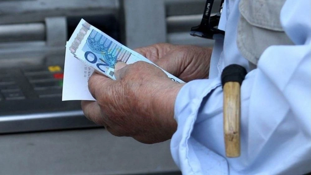 Συντάξεις: Ανατροπή στις ημερομηνίες πληρωμής - Πάνε για αργότερα 25 Συντάξεις: Ανατροπή στις ημερομηνίες πληρωμής – Πάνε για αργότερα