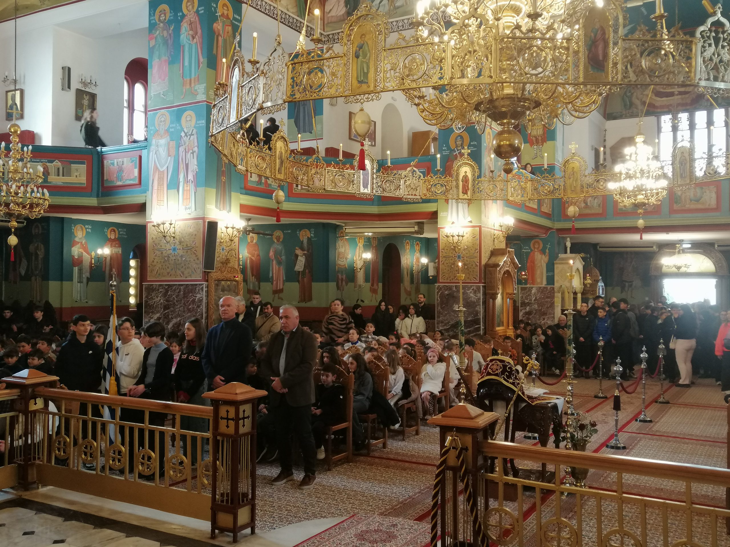 Ο εορτασμός των Τριών Ιεραρχών στο Αίγιο, με Ιερώνυμο ΦΩΤΟ