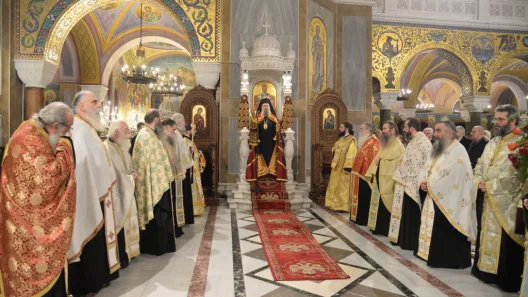 Πάτρα: Η επέτειος επανακομιδὴς του Σταυρού του Αγίου Ανδρέα ΦΩΤΟ