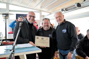 Γέμισε με μοτοσικλετιστές της ΑΧΛΕΜΟ ο Φάρος της Πάτρας ΦΩΤΟ