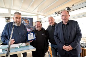 Γέμισε με μοτοσικλετιστές της ΑΧΛΕΜΟ ο Φάρος της Πάτρας ΦΩΤΟ