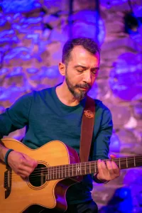 Ο Πατρινός δημιουργός Γιάννης Λιόλιος επιστρέφει με νέα δισκογραφική δουλειά ΦΩΤΟ - ΒΙΝΤΕΟ 25 Ο Πατρινός δημιουργός Γιάννης Λιόλιος επιστρέφει με νέα δισκογραφική δουλειά ΦΩΤΟ - ΒΙΝΤΕΟ