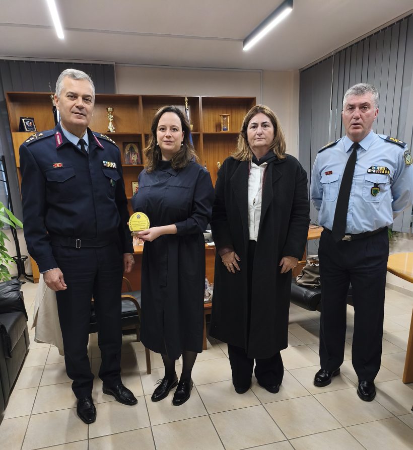 Πάτρα: Η Πρόξενος της Γαλλίας στην Αστυνομία για συνεργασία 24 Πάτρα: Η Πρόξενος της Γαλλίας στην Αστυνομία για συνεργασία