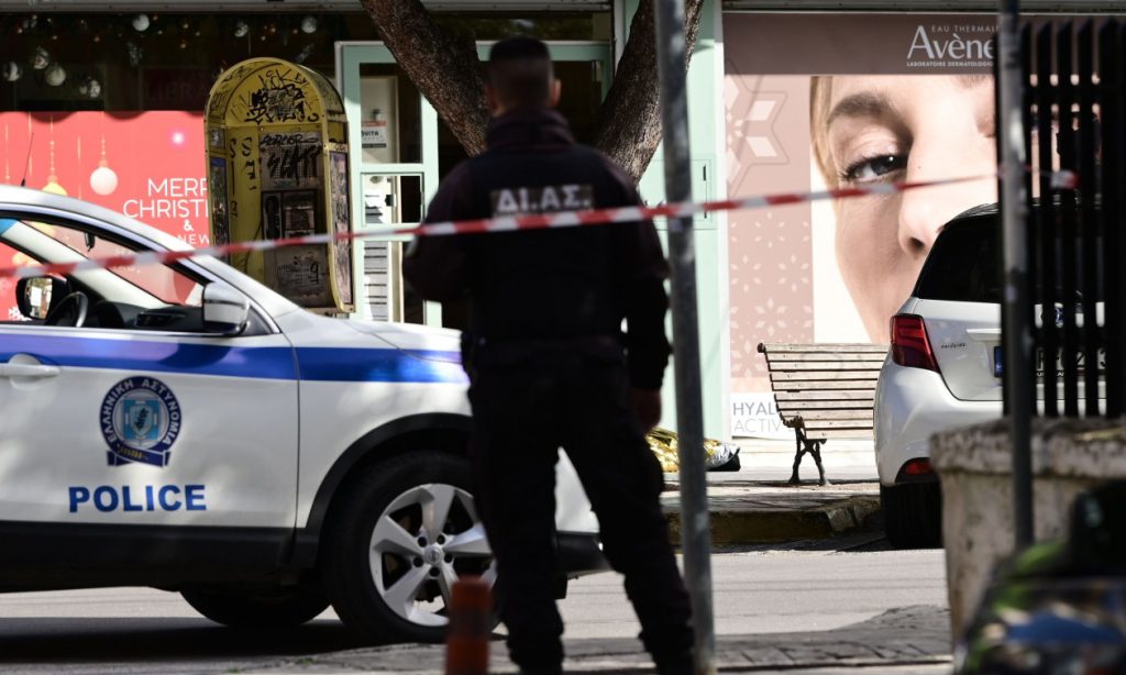 Γλυφάδα: Αγριο έγκλημα με άνδρα σε πορτ μπαγκάζ αυτοκινήτου, ο γιος του με παρελθόν βασικός ύποπτος ΒΙΝΤΕΟ - ΦΩΤΟ