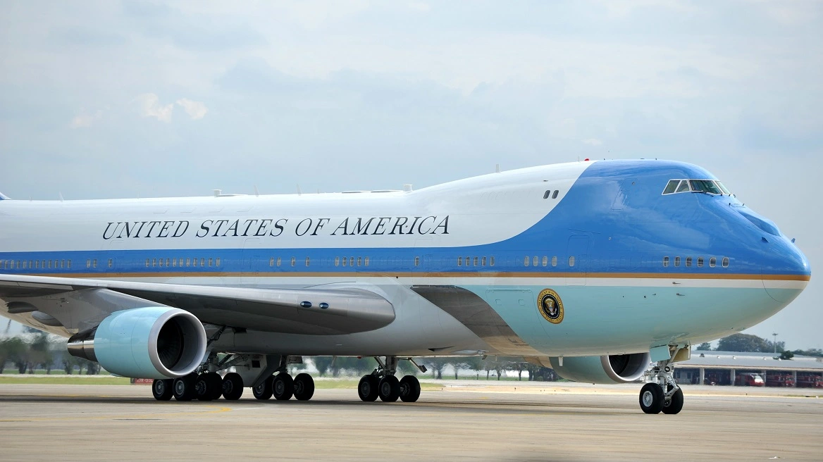 Βλάβη στον αέρα για το Air Force One του Τραμπ