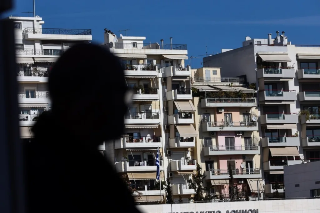 Εξώσεις εξπρές: Τέλος οι δικαστές, αναλαμβάνουν δικηγόροι - Τι αλλάζει από 1η Μαΐου