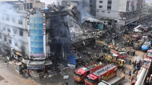 Πακιστάν: Νέος απολογισμός νεκρών από την πυρκαγιά σε Εμπορικό κέντρο