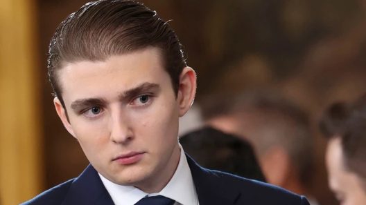 Πως ο μικρός γιος του Τραμπ έσωσε τη ζωή γυναίκας θύμα ξυλοδαρμού