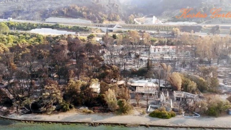 Αχαΐα: Απόφαση για διάνοιξη του παραλιακού δρόμου στο Λαμπίρι – Είχαν κινδυνέψει κάτοικοι από πυρκαγιά ΦΩΤΟ