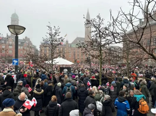 Χιλιάδες Δανοί στους δρόμους κατά των σχεδίωνΤραμπ για τη Γροιλανδία ΒΙΝΤΕΟ