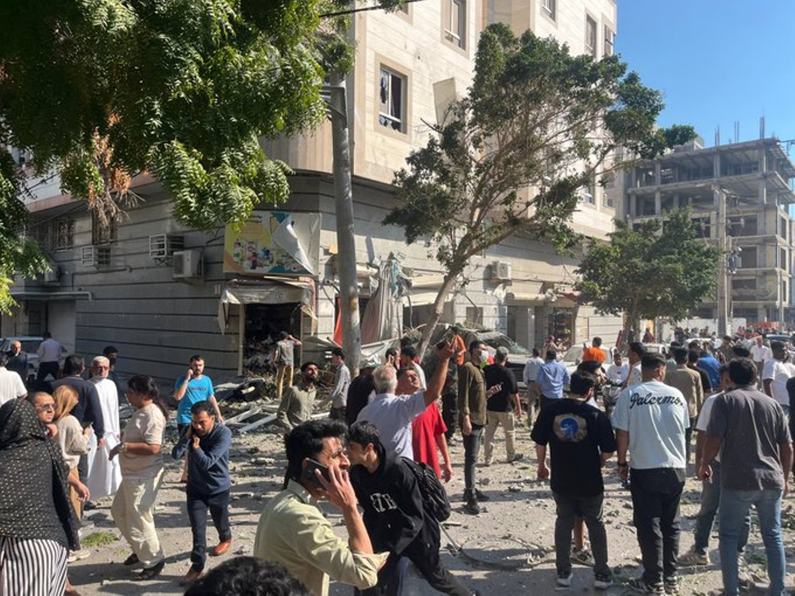 Στους 5 οι νεκροί σε «μυστήριες» εκρήξεις στο Ιράν ΒΙΝΤΕΟ