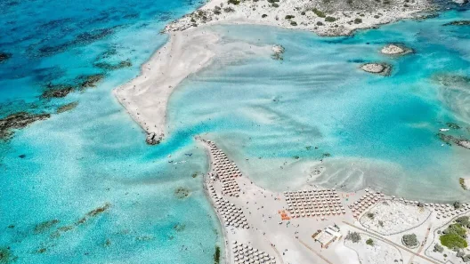 Στην πρώτη θέση των ταξιωδιωτών παγκοσμίως το Ελαφονήσι