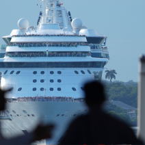 Πάτρα: Μεγάλη Δευτέρα οι προσφορές επενδυτών για την Κρουαζιέρα στο λιμάνι 17 Πάτρα: Μεγάλη Δευτέρα οι προσφορές επενδυτών για την Κρουαζιέρα στο λιμάνι