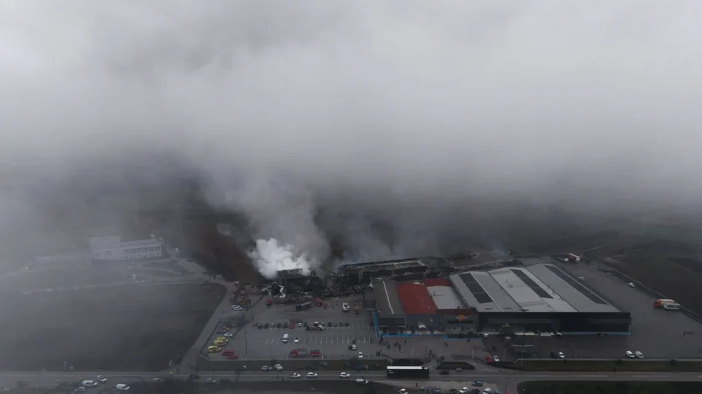 «ΒΙΟΛΑΝΤΑ»: Στις 5 οι νεκρές - Πού στρέφονται, τώρα, οι έρευνες για τη φωτιά - Ηχητικό ντοκουμέντο από την έκρηξη ΝΕΕΣ ΦΩΤΟ - ΒΙΝΤΕΟ