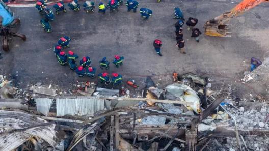 Τρίκαλα: Βρέθηκε η 5η σορός - Ερευνες για τα αίτια της φονικής έκρηξης στη «Βιολάντα» ΦΩΤΟ