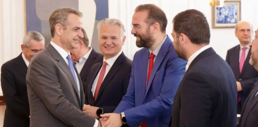 Αχαΐα: Ο Ν. Φαρμάκης στο Μαξίμου με Μητσοτάκη για την ευλογιά των αιγοπροβάτων