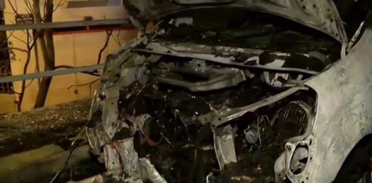 Πάτρα: Παρανάλωμα αυτοκίνητο, τι εξετάζει η Πυροσβεστική