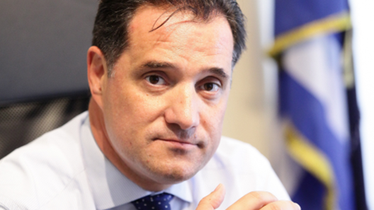 Γρίπη: Ο Γεωργιάδης δεν αποκλείει την επαναφορά της χρήση μάσκας