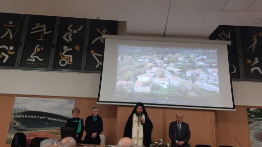 Πάτρα: Οι «Γιάννηδες» της Δροσιάς Τριταίας υποδέχτηκαν το 2026 ΦΩΤΟ