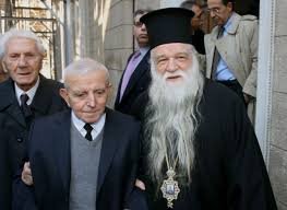 Κάνει μνημόσυνο του Χριστόδουλου ο Αμβρόσιος, στο Αίγιο