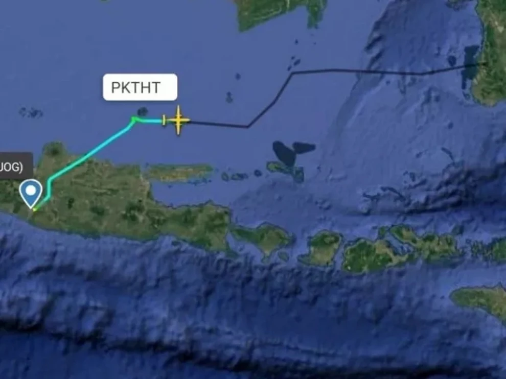 Αγνοείται αεροσκάφος στην Ινδονήσια, χάθηκε από τα ραντάρ