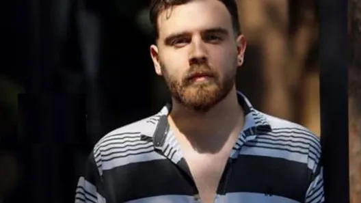 Ελεύθερος ο Ερφάν Σολτανί, είχε καταδικαστεί σε απαγχονισμό στο Ιράν