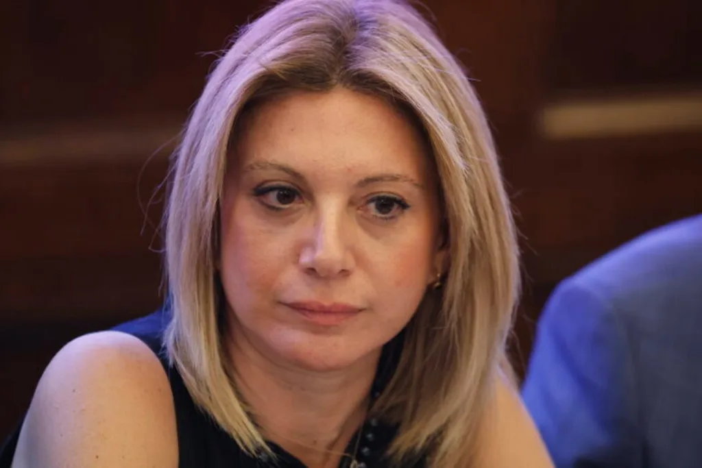 «Δεν ξεκίνησα για να γίνω πολιτικός» απαντά η Καρυστιανού για το κόμμα