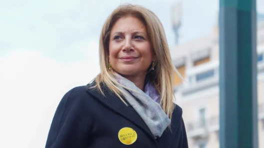 Δημοσκόπηση: Ένας στους τρεις αναποφάσιστους υπέρ Καρυστιανού