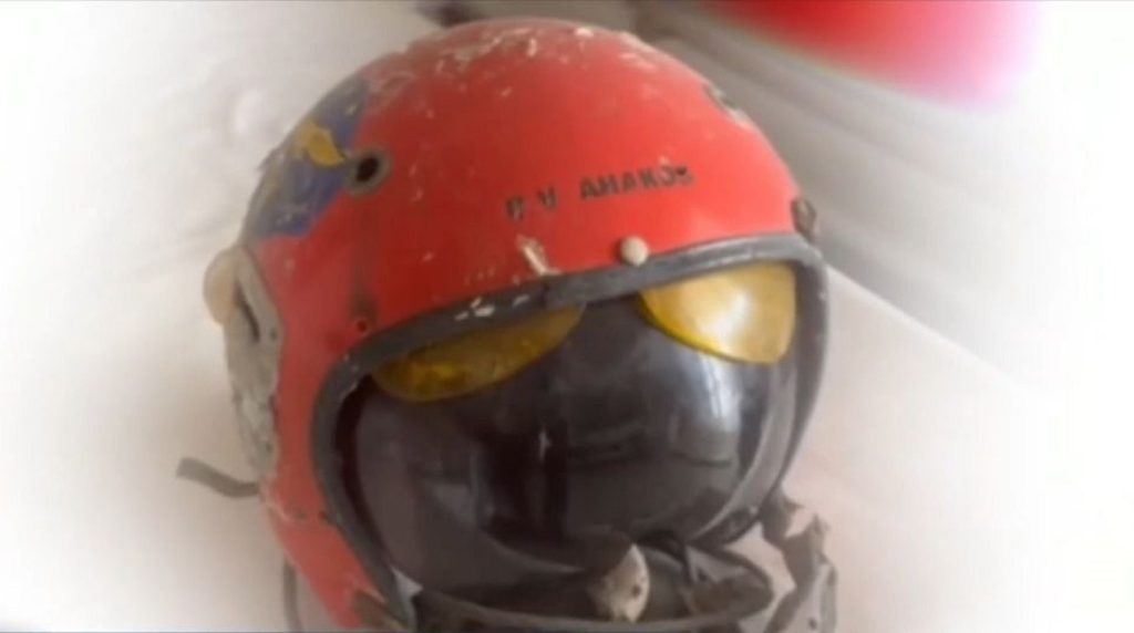 Το κράνος του ήρωα των Ιμίων, Νίκου Βλαχάκου