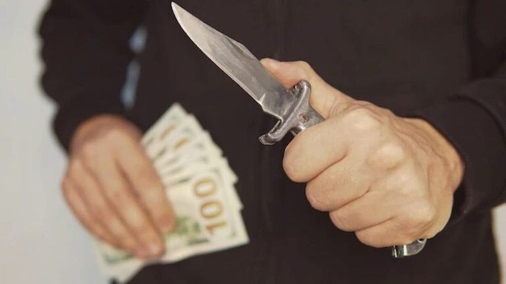 Πάτρα: Η απόφαση για το «δίδυμο» των ληστών με μαχαίρια