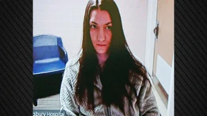 Μασαχουσέτη: Έστειλε τον σύζυγο για φαγητό, έπνιξε τα παιδιά και αυτοκτόνησε 29 Μασαχουσέτη: Έστειλε τον σύζυγο για φαγητό, έπνιξε τα παιδιά και αυτοκτόνησε