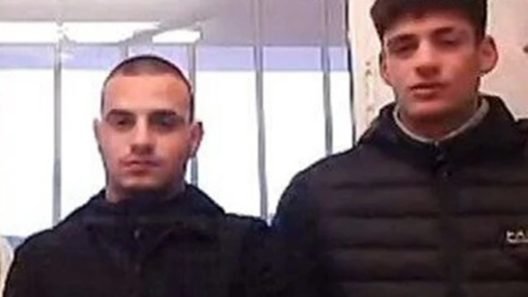 Μαθητές έσωσαν ζευγάρι ηλικιωμένων από φλεγόμενο σπίτι στη Νέα Μάκρη