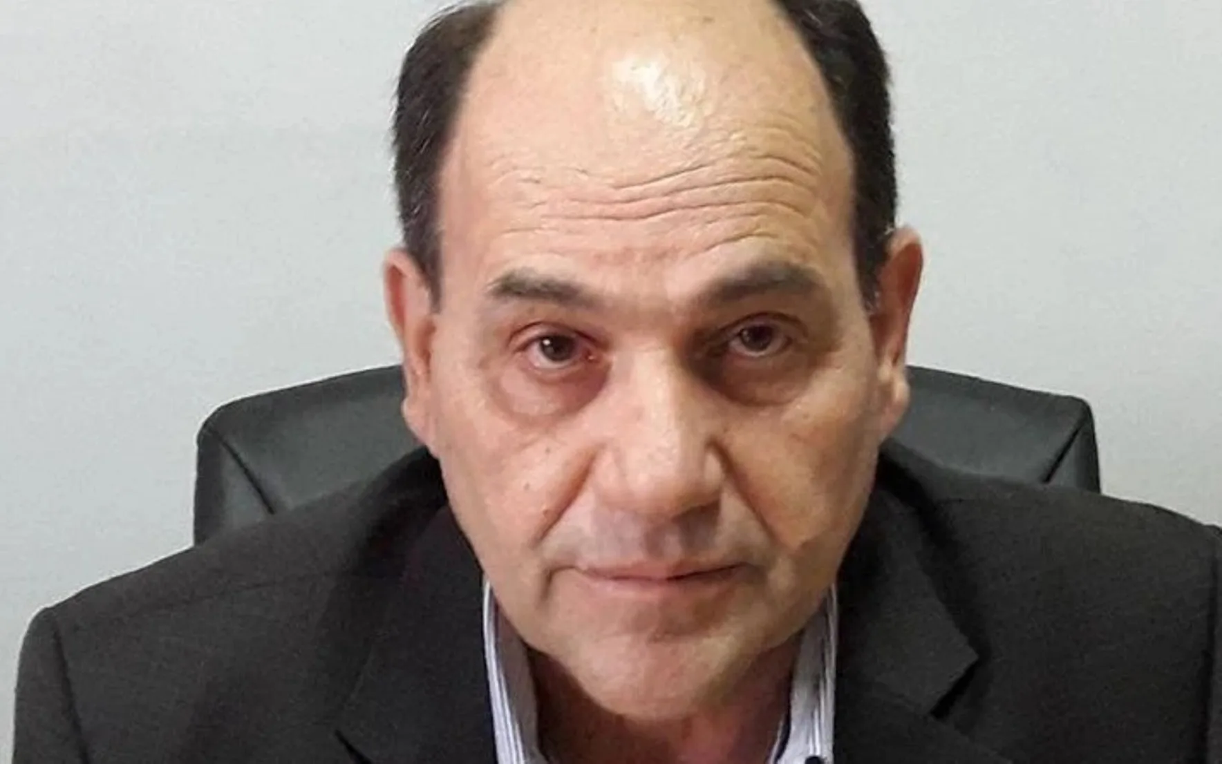 Αποχώρηση με αιχμές Μπουλμπασάκου από το ΠΑΣΟΚ 27 Αποχώρηση με αιχμές Μπουλμπασάκου από το ΠΑΣΟΚ